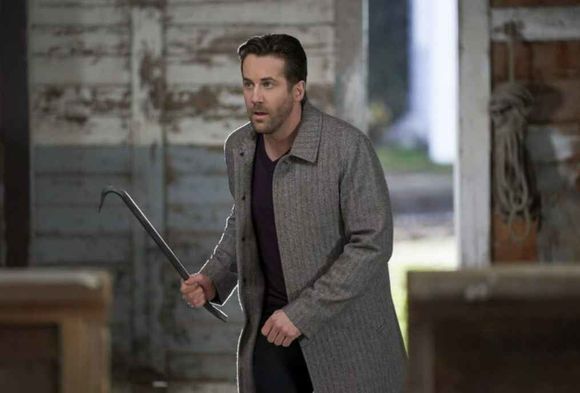 Aurora Teagarden Mysteries: A Game of Cat and Mouse