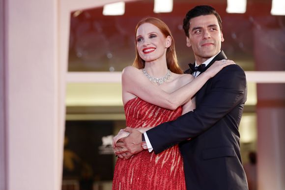 Jessica Chastain, Oscar Isaac în Scenes from a Marriage