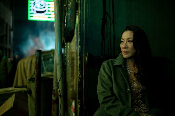 Michelle Yeoh în Everything Everywhere All at Once
