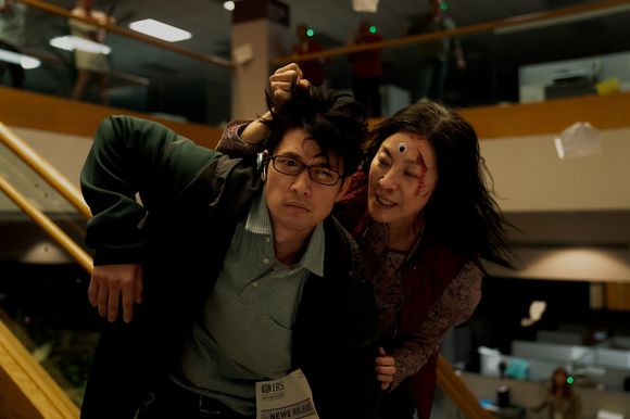 Michelle Yeoh în Everything Everywhere All at Once