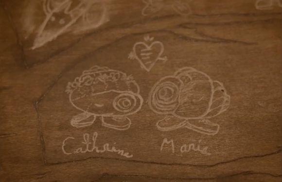 Marcel the Shell with Shoes On