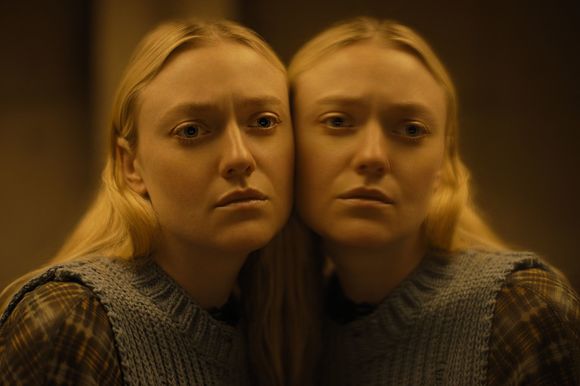 Dakota Fanning în The Watchers