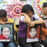 Imagine din galeria filmului China's Unnatural Disaster: The Tears of Sichuan Province