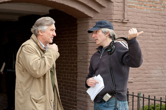 Paul Weitz, Robert De Niro în Being Flynn