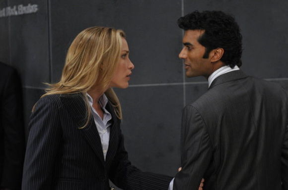 Piper Perabo, Sendhil Ramamurthy în Covert Affairs