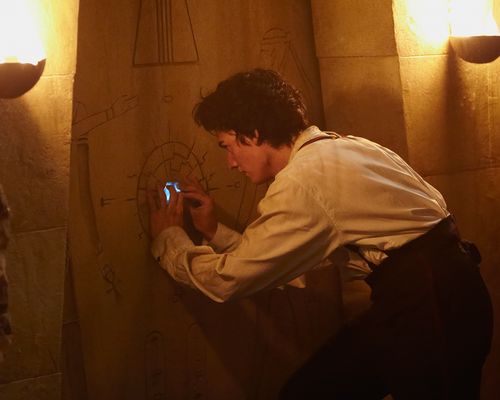 The Adventurer: The Curse of the Midas Box