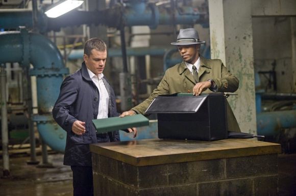 Matt Damon, Anthony Mackie în The Adjustment Bureau