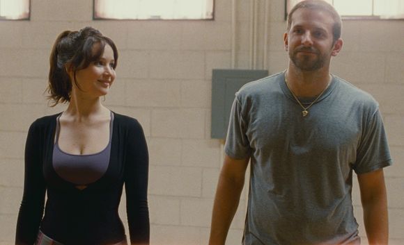 Jennifer Lawrence, Bradley Cooper în Silver Linings Playbook