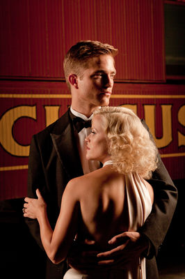 Robert Pattinson, Reese Witherspoon în Water for Elephants