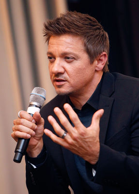 Jeremy Renner în Kill the Messenger