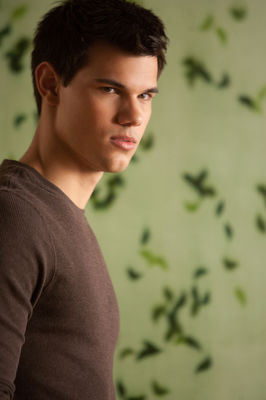 Taylor Lautner în The Twilight Saga: Breaking Dawn - Part 1