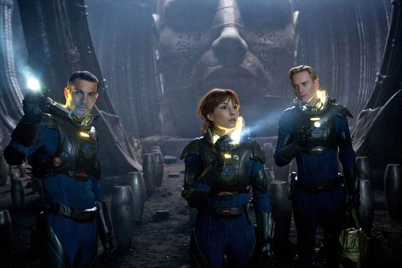 Logan Marshall-Green, Noomi Rapace, Michael Fassbender în Prometheus