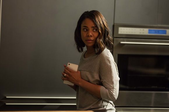 Regina Hall în When the Bough Breaks