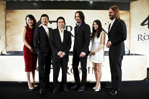 Rinko Kikuchi, Tadanobu Asano, Hiroyuki Sanada, Keanu Reeves, Kô Shibasaki, Carl Rinsch în 47 Ronin