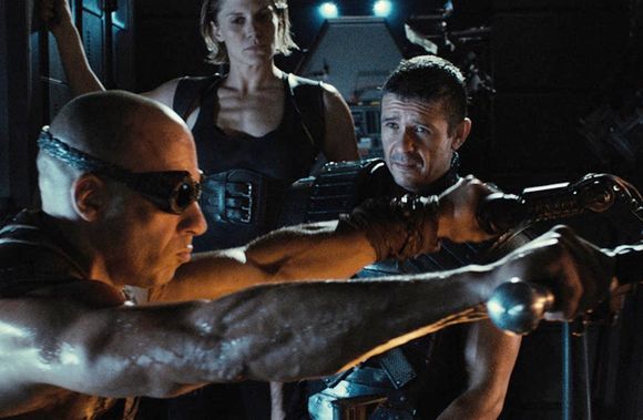 Vin Diesel, Katee Sackhoff în Riddick