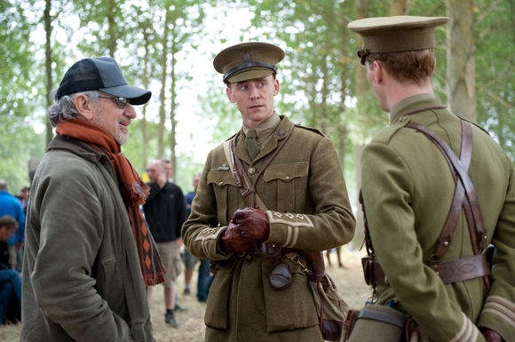 Steven Spielberg, Tom Hiddleston în War Horse