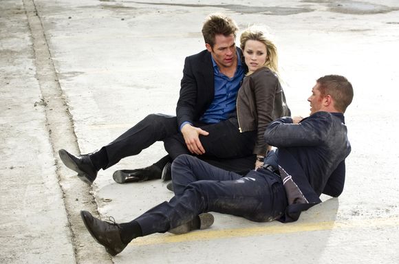 Chris Pine, Reese Witherspoon, Tom Hardy în This Means War