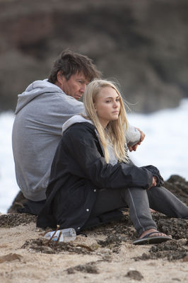 Dennis Quaid, AnnaSophia Robb în Soul Surfer