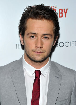 Michael Angarano în The Art of Getting By