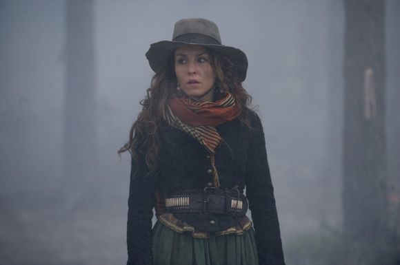 Noomi Rapace în Sherlock Holmes: A Game Of Shadows