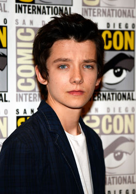 Asa Butterfield în Ender's Game