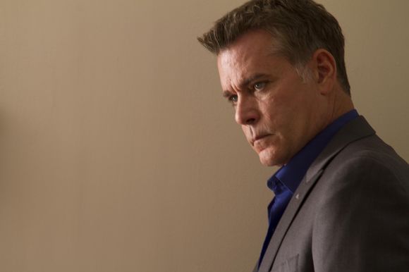 Ray Liotta în Pawn