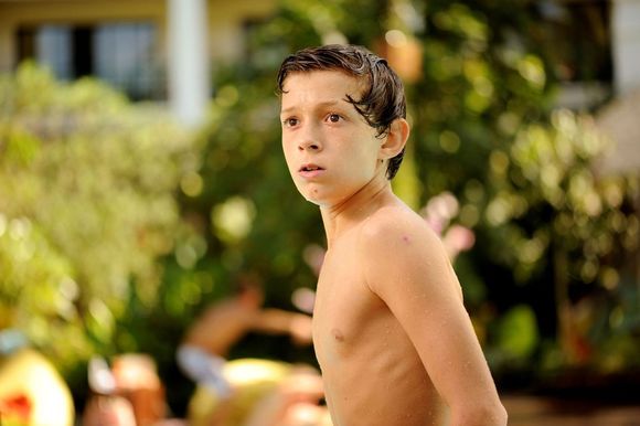 Tom Holland în The Impossible