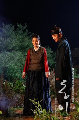 Dong Yi
