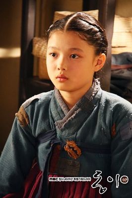 Dong Yi
