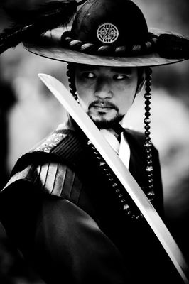 Dong Yi