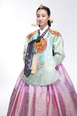 Dong Yi