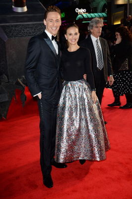 Tom Hiddleston, Natalie Portman în Thor: The Dark World
