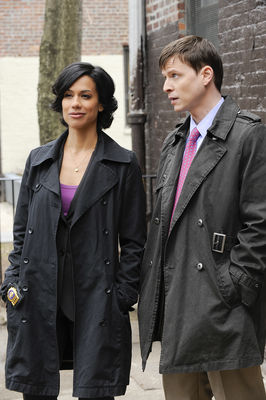 Daya Vaidya, Kevin Rankin în Unforgettable