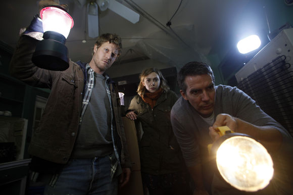 Adam Trese, Chris Kentis, Elizabeth Olsen în Silent House