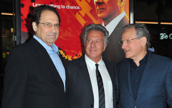 Michael Mann, Dustin Hoffman, David Milch în Luck