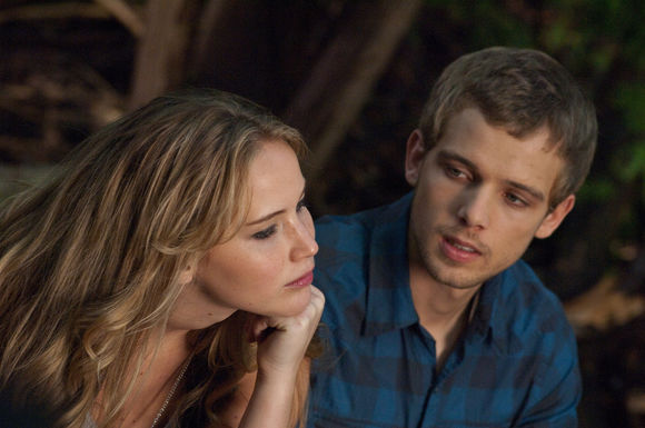 Max Thieriot, Jennifer Lawrence în House at the End of the Street