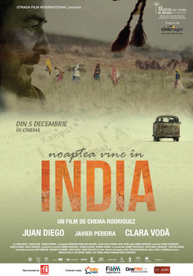 Anochece en la India poster