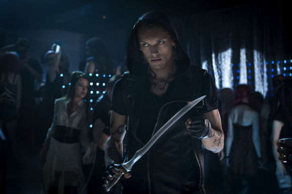 Jamie Campbell Bower în The Mortal Instruments: City of Bones