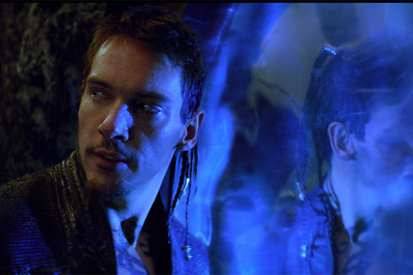 Jonathan Rhys Meyers în The Mortal Instruments: City of Bones