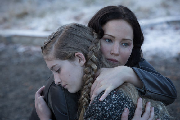 Willow Shields, Jennifer Lawrence în The Hunger Games: Catching Fire