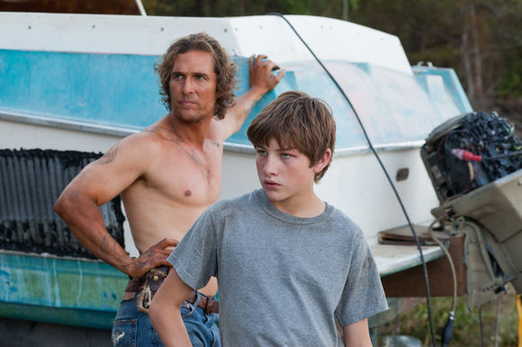 Tye Sheridan, Matthew McConaughey în Mud