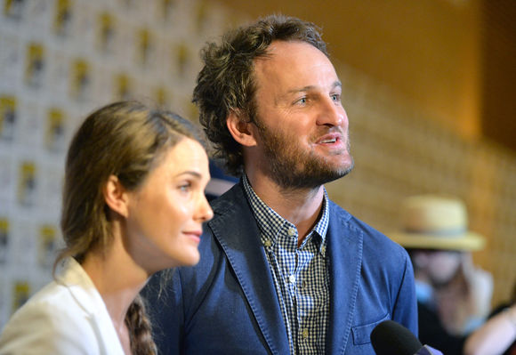 Keri Russell, Jason Clarke în Dawn of the Planet of the Apes