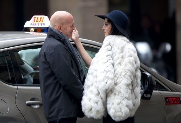 Bruce Willis, Mary-Louise Parker în RED 2