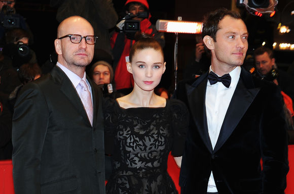 Steven Soderbergh, Rooney Mara, Jude Law în Side Effects