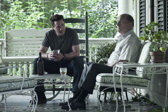 Robert Duvall, Robert Downey Jr. în The Judge