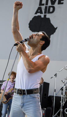 Rami Malek în Bohemian Rhapsody