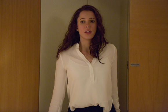 Rebecca Hall în Closed Circuit