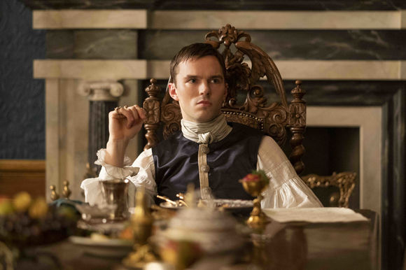 Nicholas Hoult în The Great