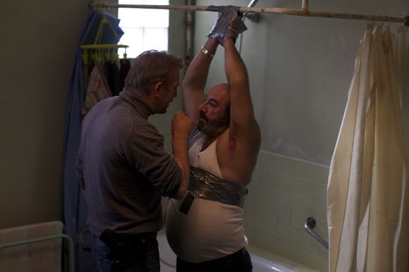 Kevin Costner în 3 Days to Kill
