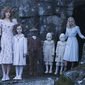 Miss Peregrine's Home for Peculiar Children/Copiii domnişoarei Peregrine: Între două lumi